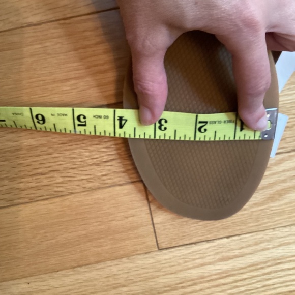 Cole Haan Leather White Sandals, flat, size 7 - Picture 10 of 11